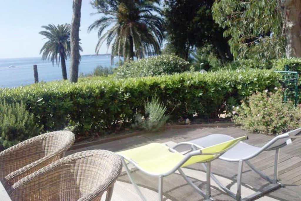 Villa Cannes Directly On The Sea Екстериор снимка